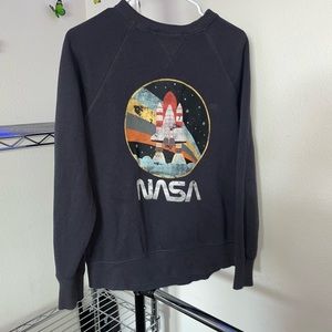 i am selling a nasa crewneck! it’s super cute for anyone! with that style!